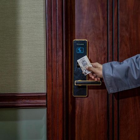 Red-5 - Al Safa Suites Szalála Kültér fotó