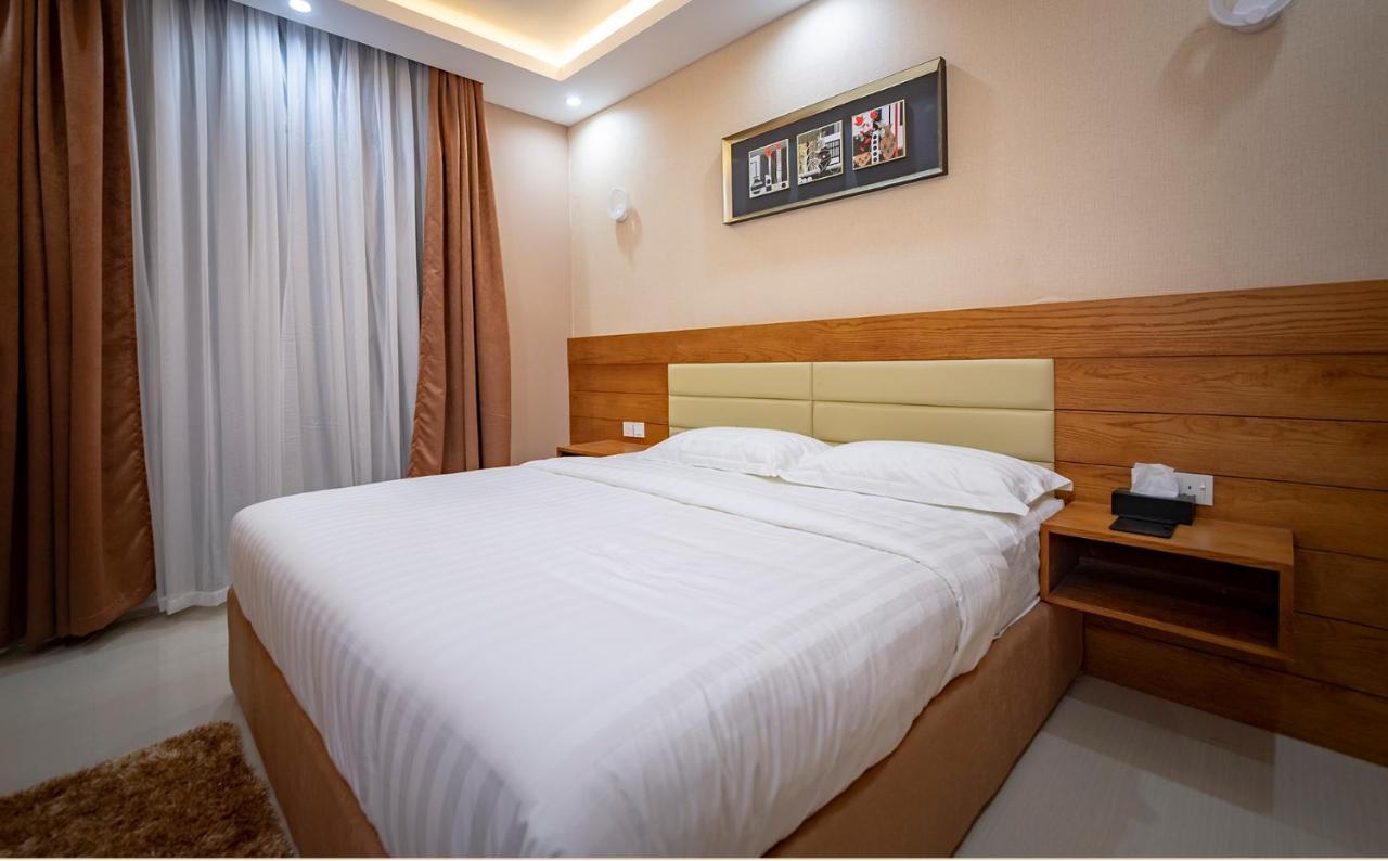Red-5 - Al Safa Suites Szalála Kültér fotó